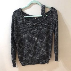 Black and silver sweater - Size Med